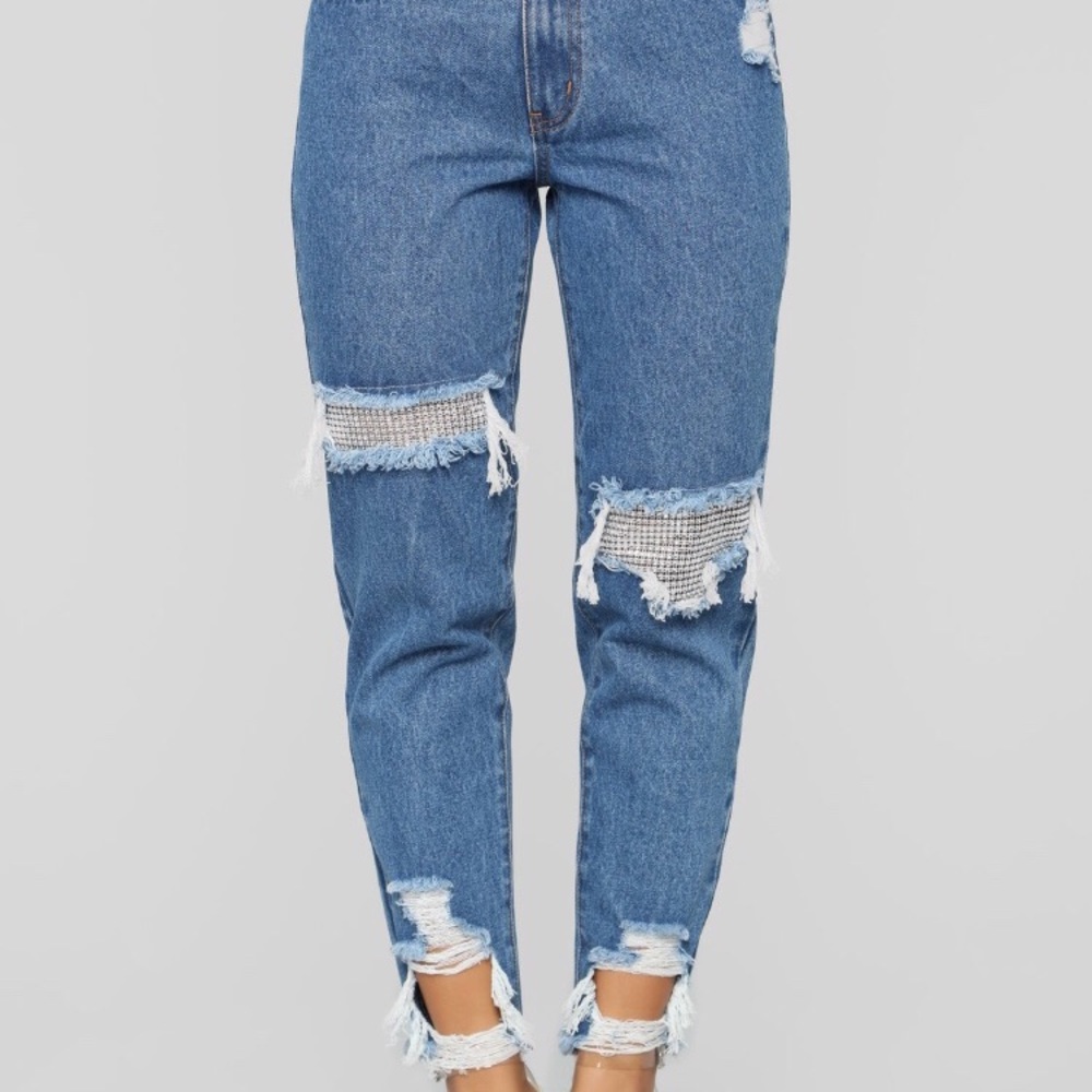 FASHION NOVA BOYFRIEND JEANS